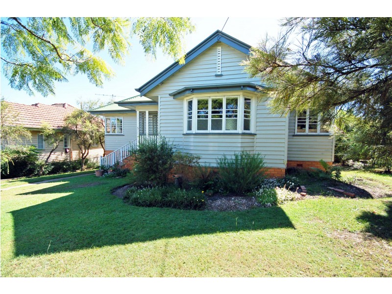 5 Rhodes Street, Stafford QLD 4053