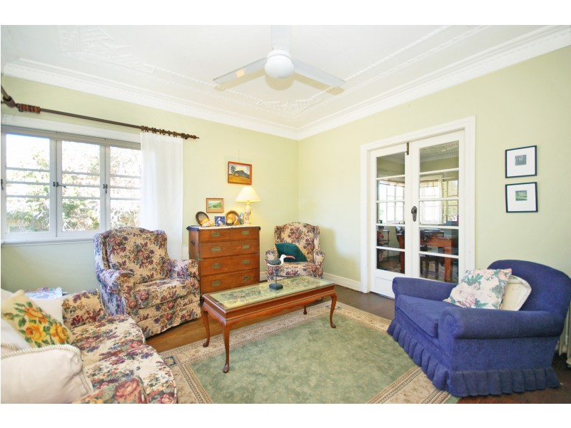 5 Rhodes Street, Stafford QLD 4053