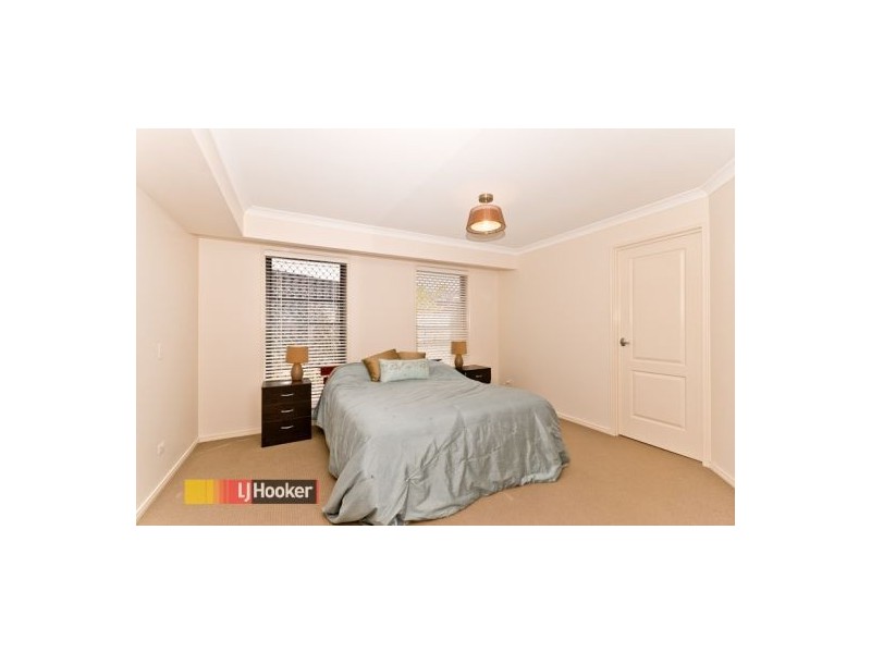 23 Bend Court, Eatons Hill QLD 4037