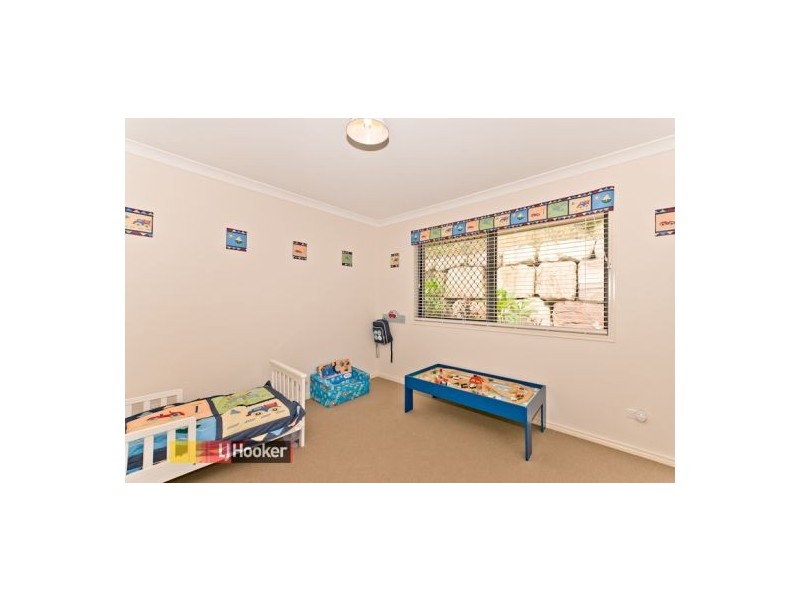 23 Bend Court, Eatons Hill QLD 4037