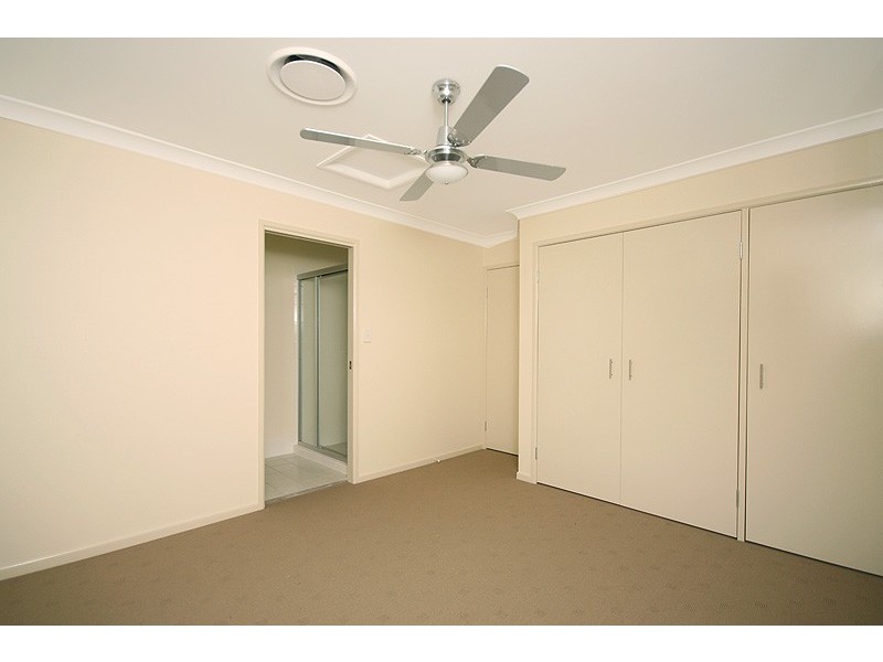 2/20  Yaralla Street, Chermside QLD 4032