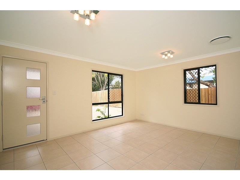 2/20  Yaralla Street, Chermside QLD 4032
