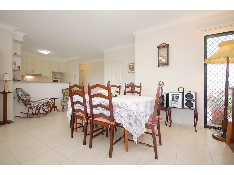 3/8  School Road, Stafford QLD 4053