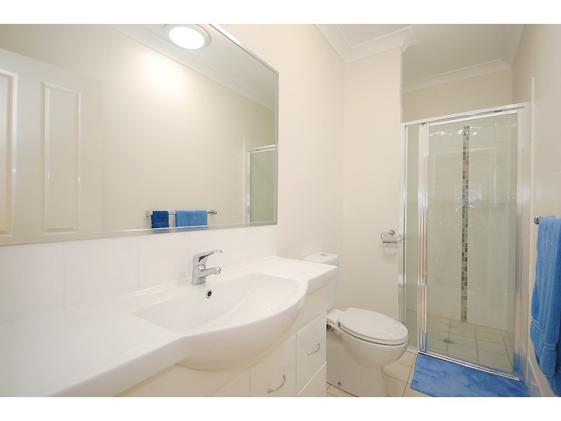 3/8  School Road, Stafford QLD 4053