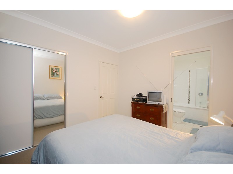 3/8  School Road, Stafford QLD 4053