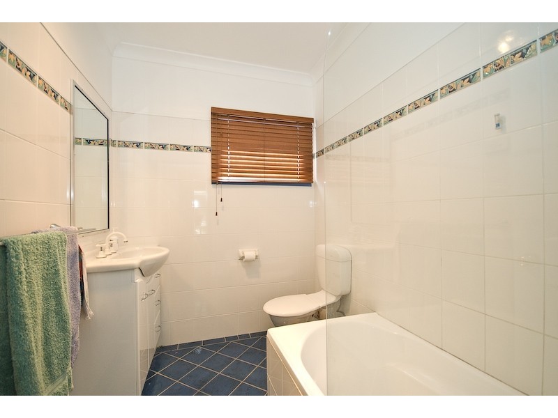 Arana Hills QLD 4054