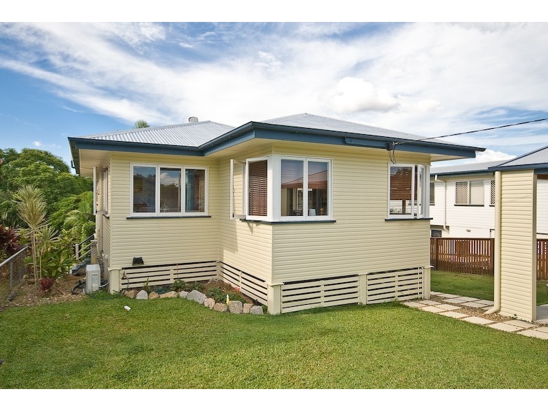 Arana Hills QLD 4054