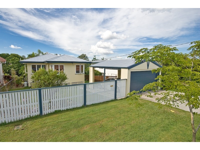 Arana Hills QLD 4054