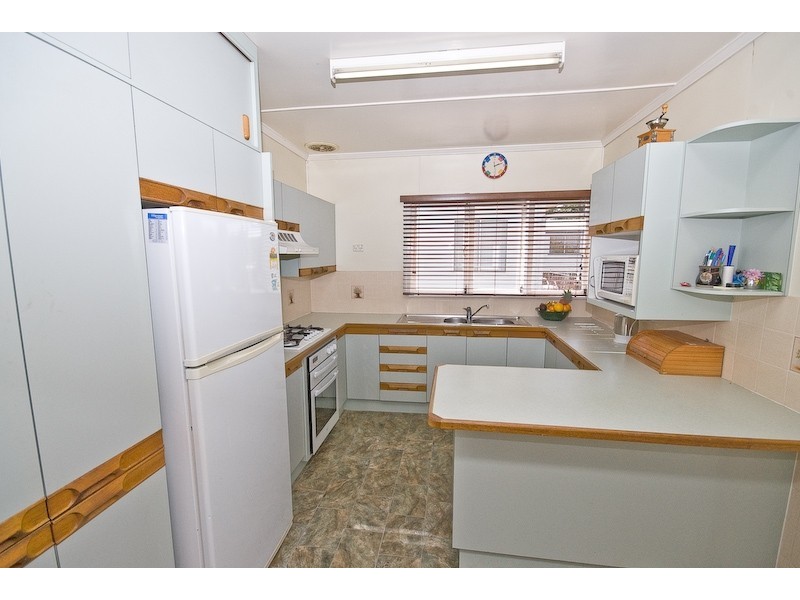 Arana Hills QLD 4054