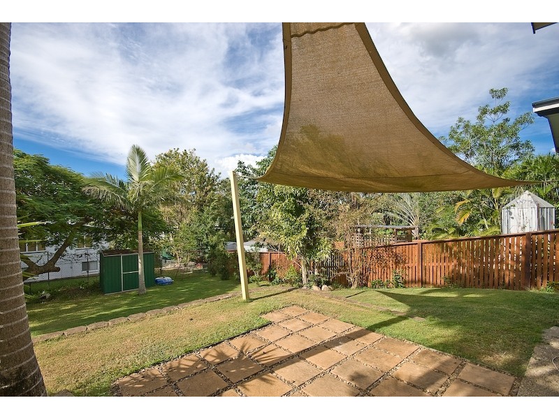 Arana Hills QLD 4054