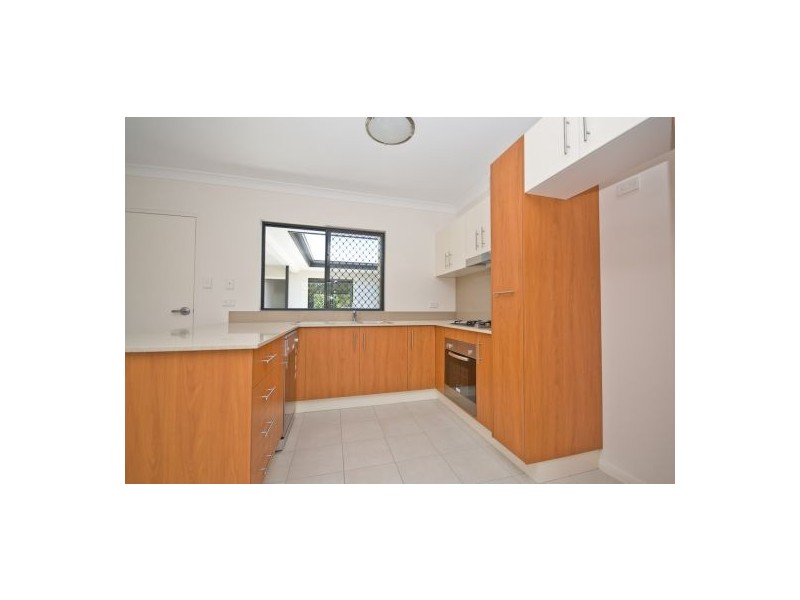 1/18  Seeney Street, Zillmere QLD 4034