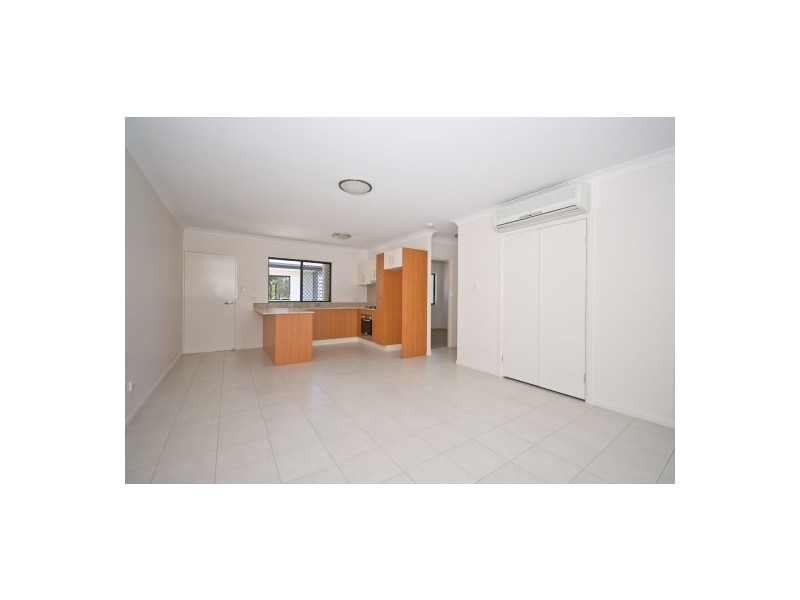 1/18  Seeney Street, Zillmere QLD 4034