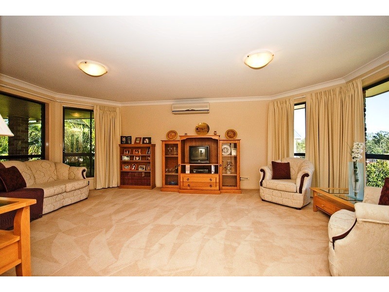 Eatons Hill QLD 4037