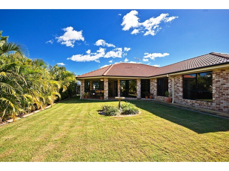 Eatons Hill QLD 4037