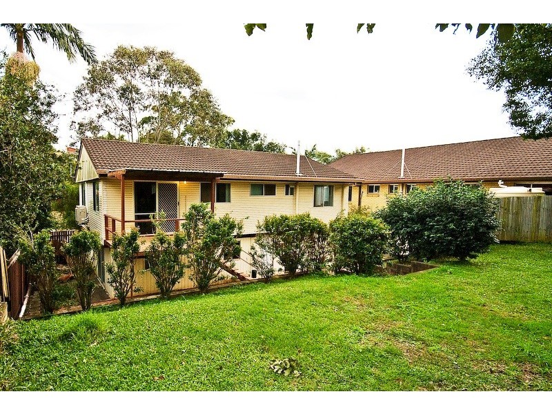 Mcdowall QLD 4053