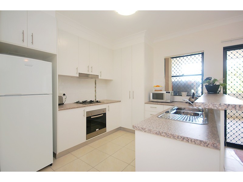 2.8 School Road, Stafford QLD 4053