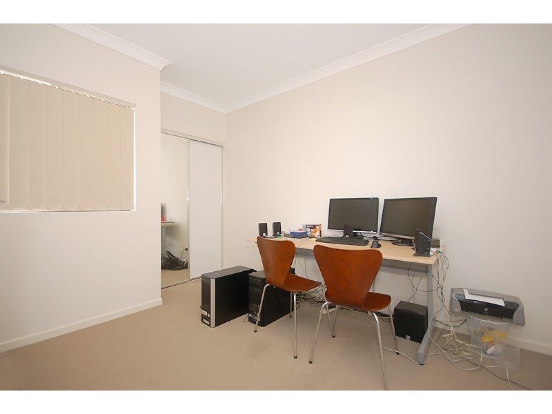 2.8 School Road, Stafford QLD 4053