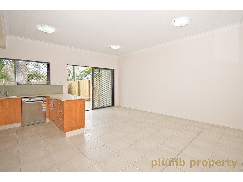 12 Seeney Street, Zillmere QLD 4034