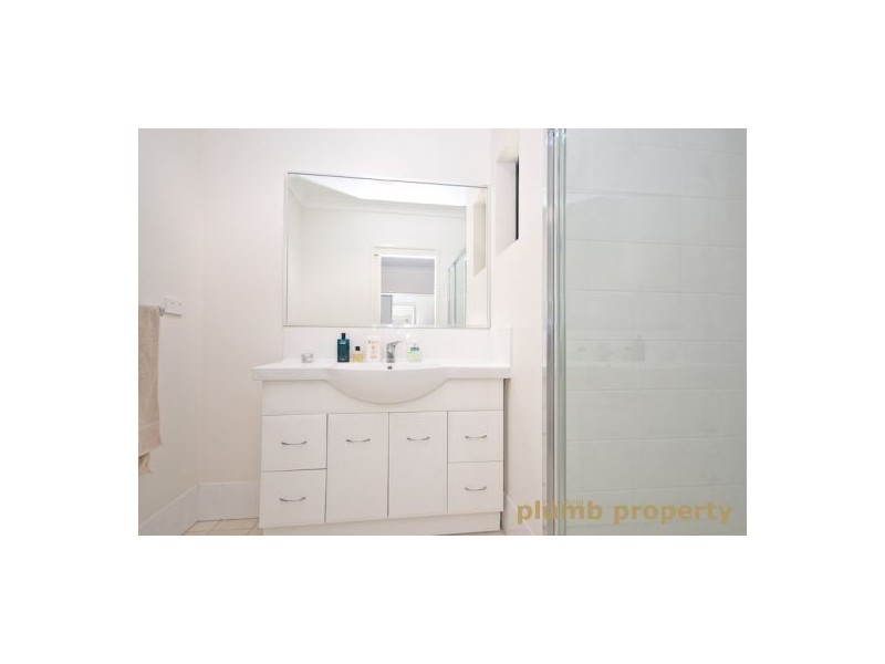 4/8 School Road, Stafford QLD 4053