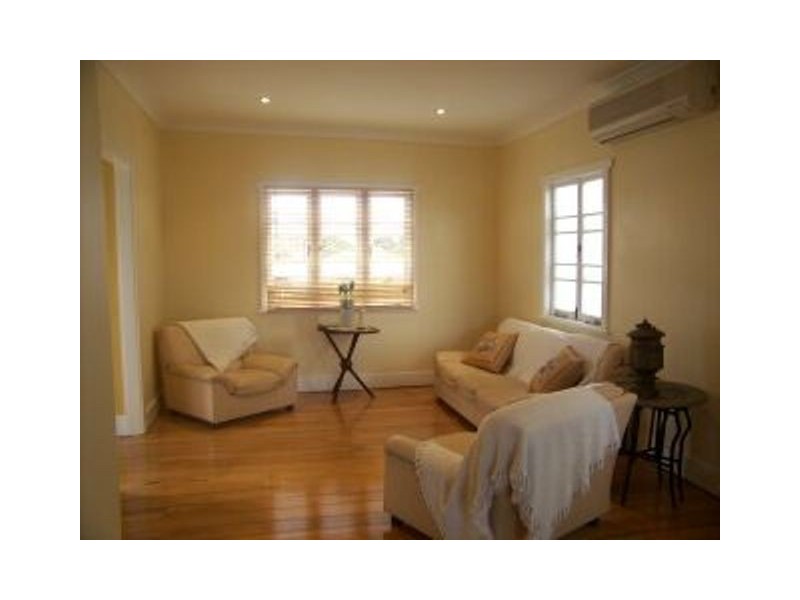 Wavell Heights QLD 4012