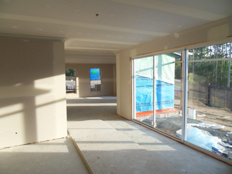 71 Emerald Cr, Springfield Lakes QLD 4300