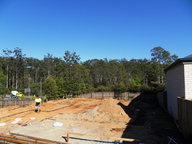 71 Emerald Cr, Springfield Lakes QLD 4300