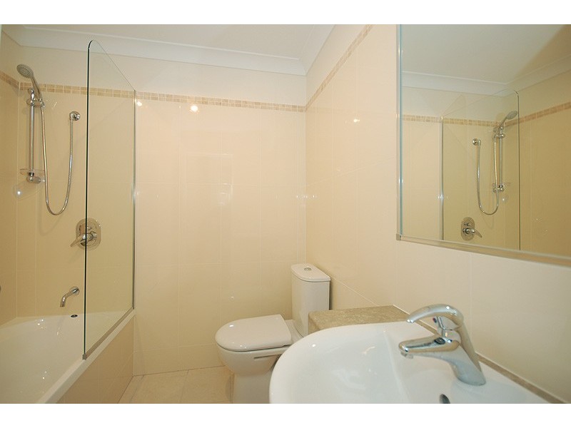 3/15 Curwen Terrace , Chermside QLD 4032