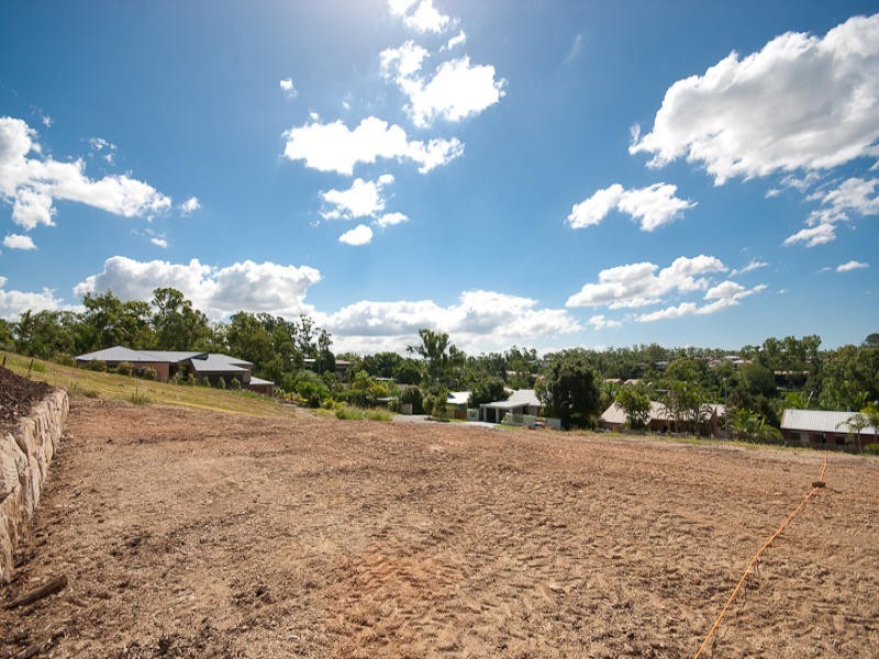 31 Leatherwood Drive, Arana Hills QLD 4054