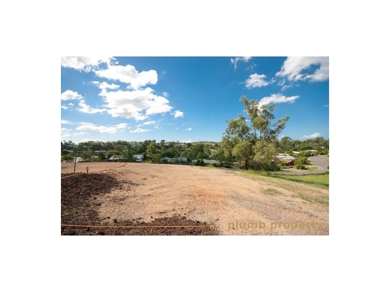 27 Leatherwood Drive, Arana Hills QLD 4054