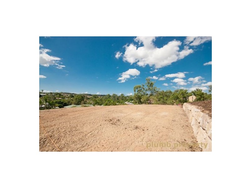 27 Leatherwood Drive, Arana Hills QLD 4054