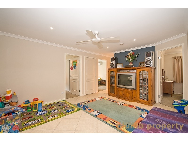 Eatons Hill QLD 4037