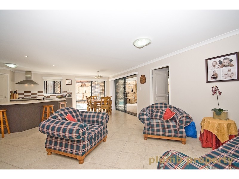 Eatons Hill QLD 4037