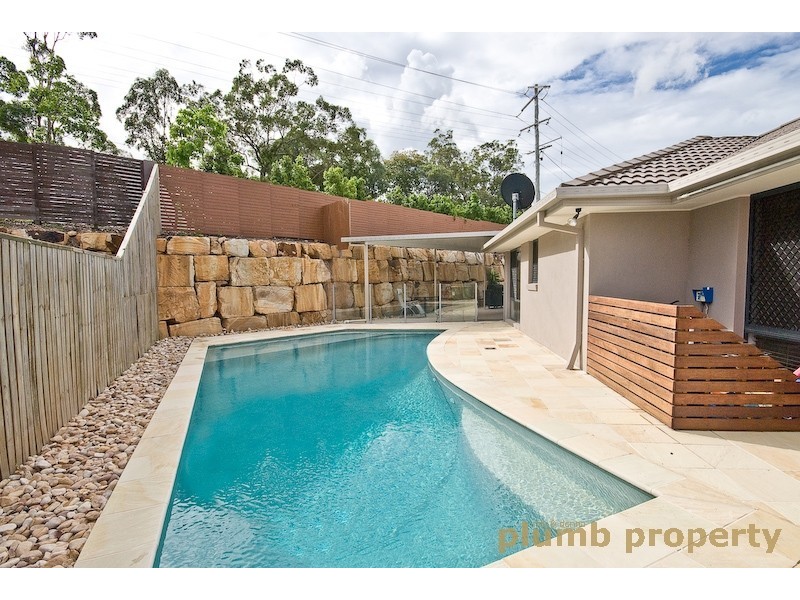 Eatons Hill QLD 4037
