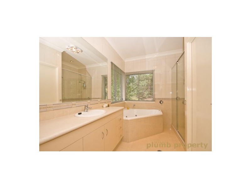 Eatons Hill QLD 4037