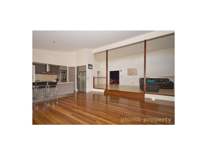 Eatons Hill QLD 4037