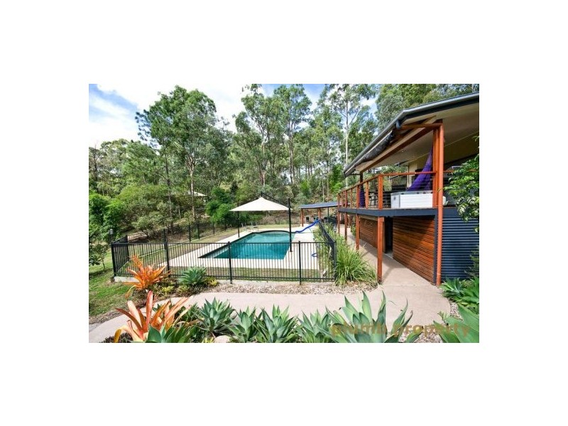 Eatons Hill QLD 4037