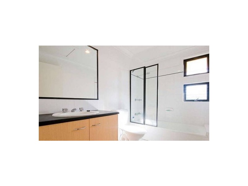 1/105 Hall Street, Alderley QLD 4051