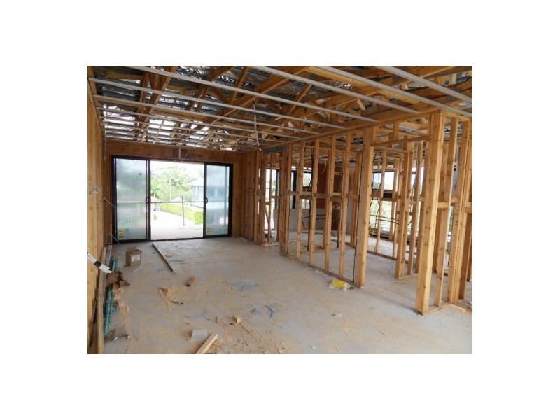 4 & 5/5 Rhodes Street, Stafford QLD 4053