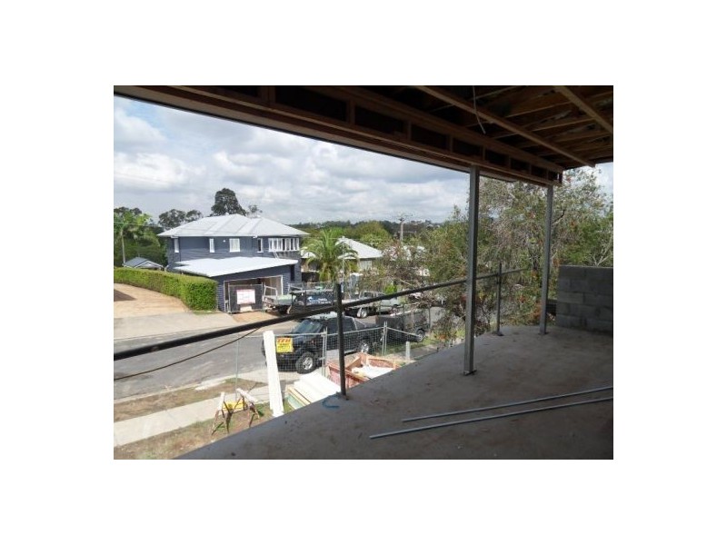 4 & 5/5 Rhodes Street, Stafford QLD 4053