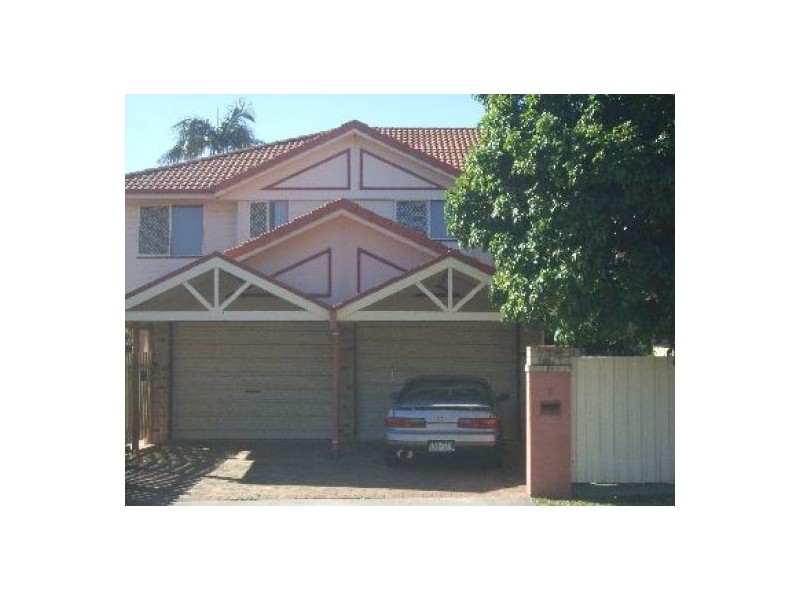 2/14 Greenbank Street, Chermside QLD 4032