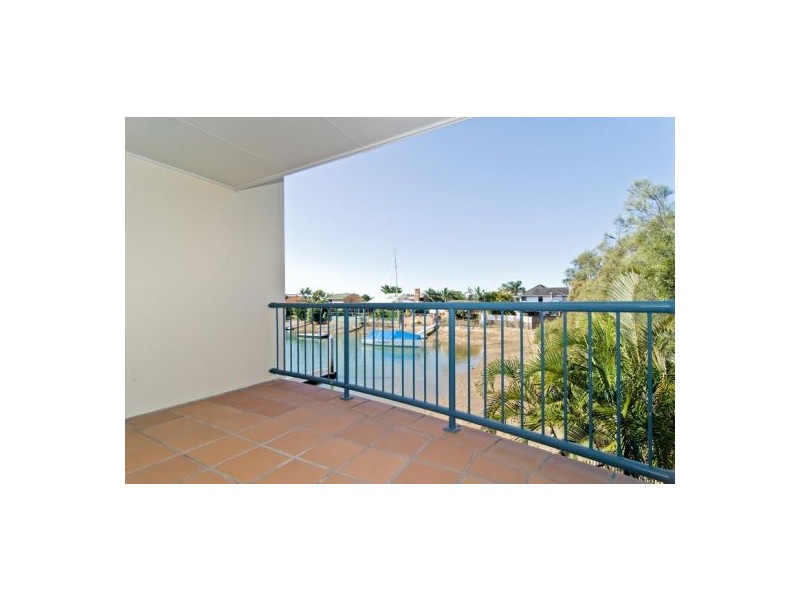 26/156 Griffith Road, Scarborough QLD 4020