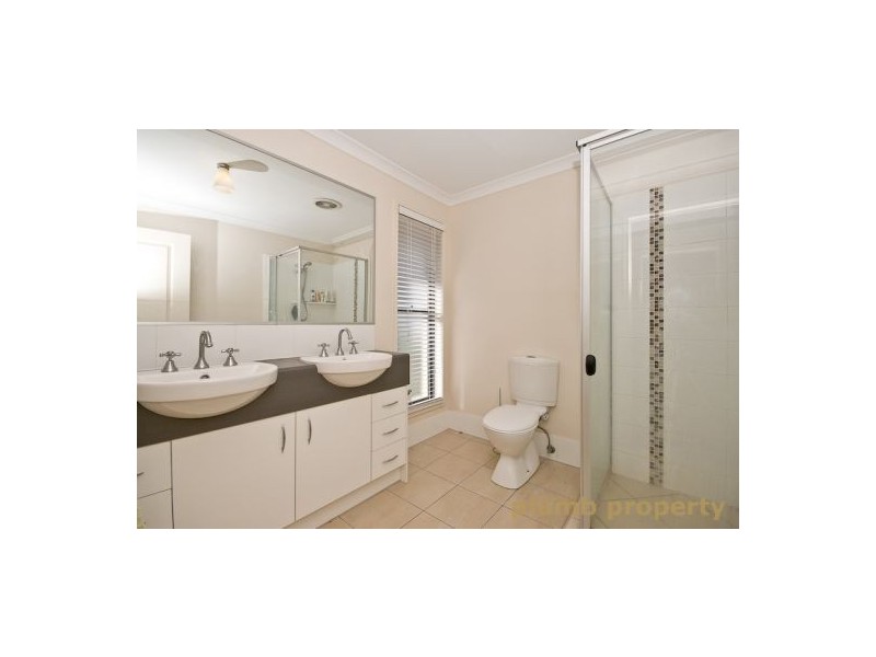 Eatons Hill QLD 4037