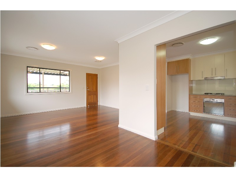 17 Curwen Terrace, Chermside QLD 4032
