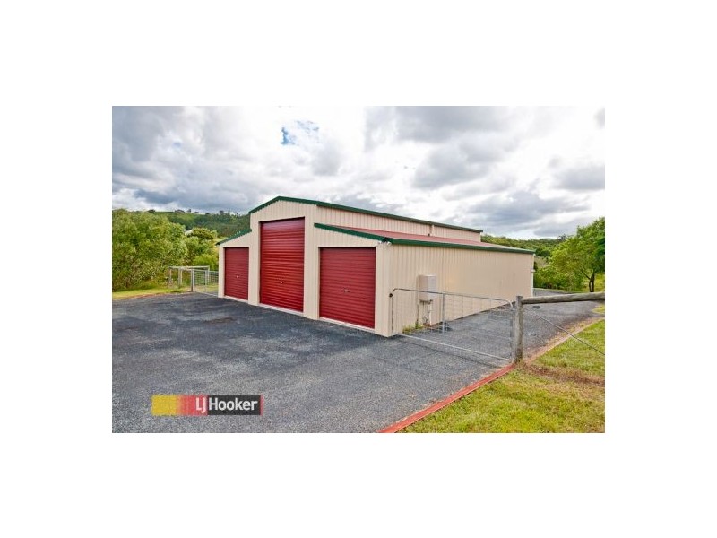 4 Brownlow Court, Cashmere QLD 4500