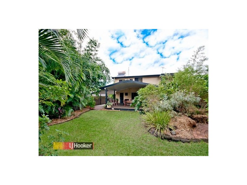 6 Lindfield Drive, Petrie QLD 4502