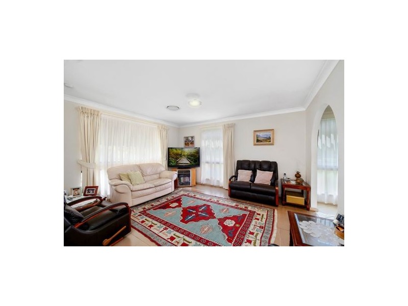 48 Gwendolen Ave, Umina Beach NSW 2257