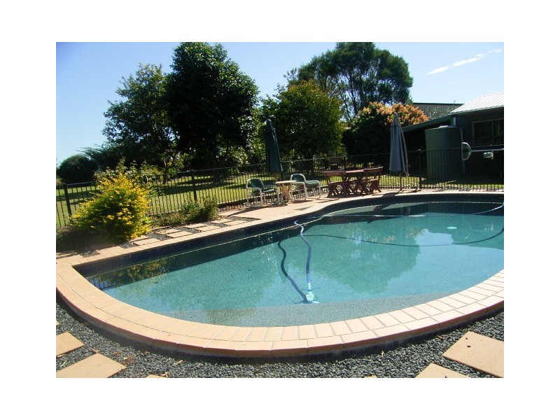 Glass House Mountains QLD 4518