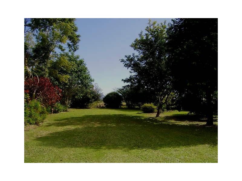 Glass House Mountains QLD 4518