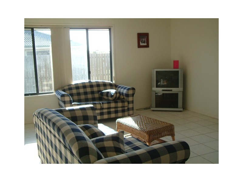 9 Undanbi Place, Pelican Waters QLD 4551