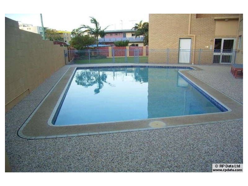 2/2 Moreton Parade, Kings Beach QLD 4551